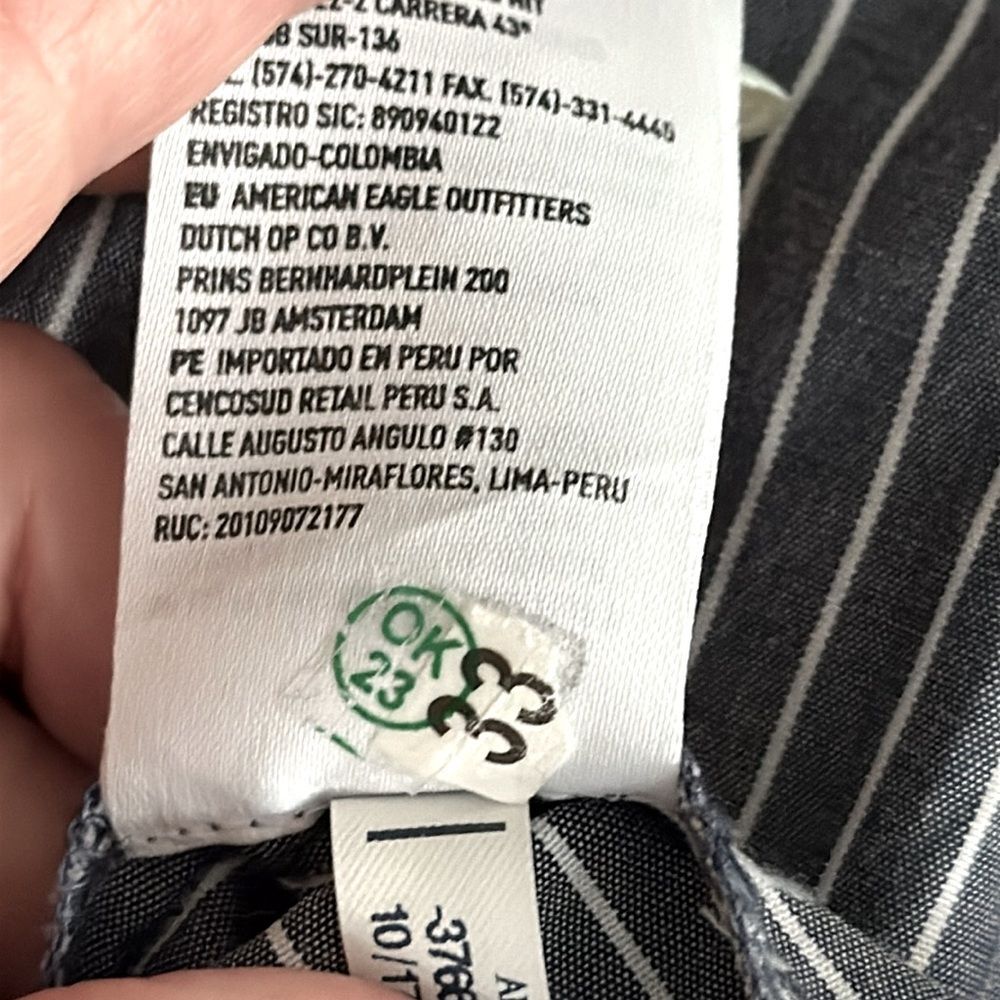 American Eagle Outfitters Top Small Boho Floral NWOT Inspection Stickers Intact - Picture 8 of 8